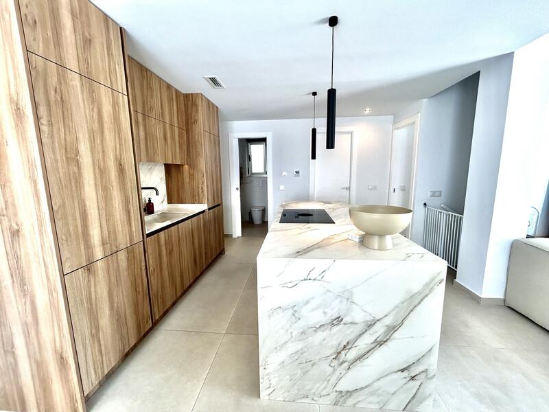 4 soverom Villa til salgs 4 soverom Villa til salgs