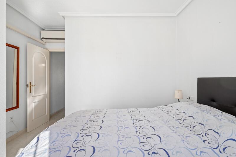 2 bedroom Townhouse for sale