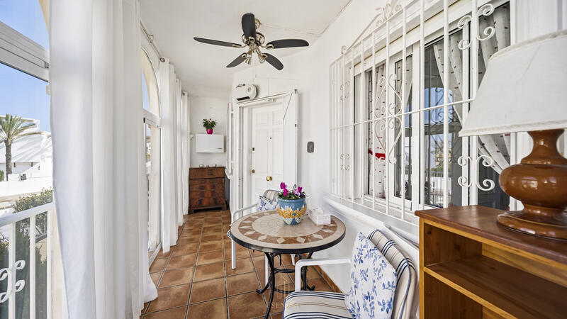 3 спальная комната квартира продается