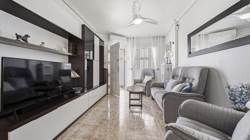 3 спальная комната квартира продается