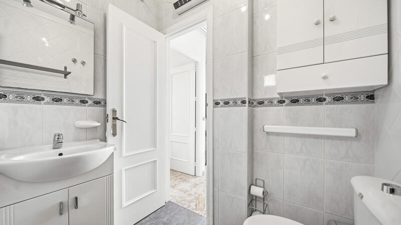 3 спальная комната квартира продается