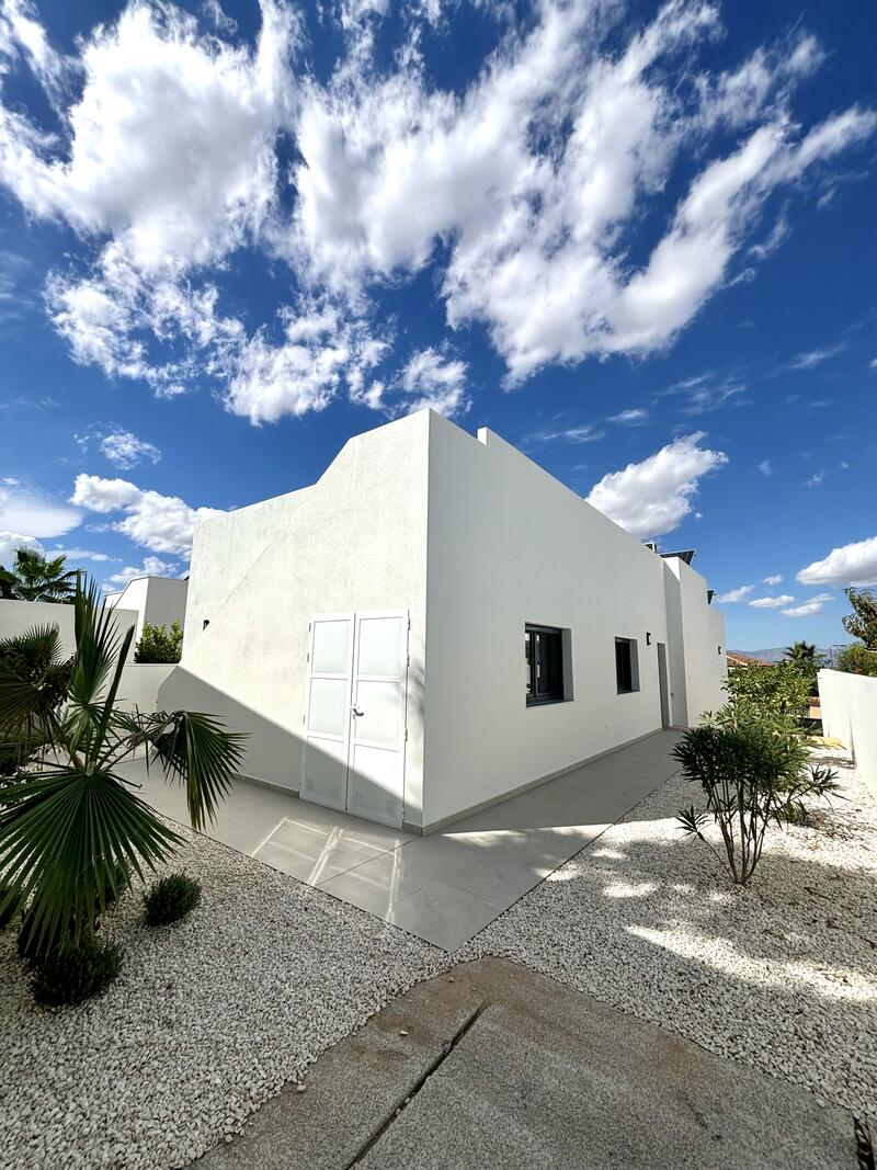 3 slaapkamer Villa Te koop 3 slaapkamer Villa Te koop