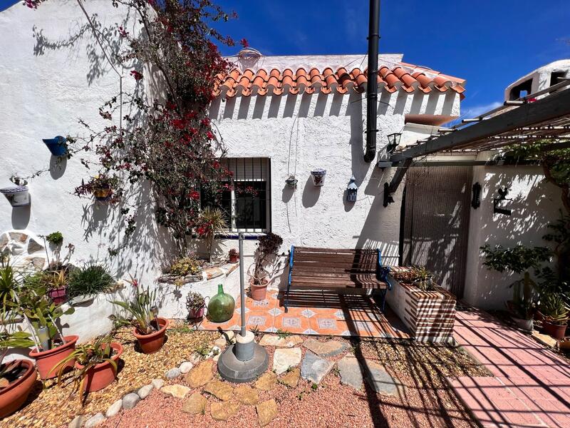 2 Cuarto Casa de Campo en venta