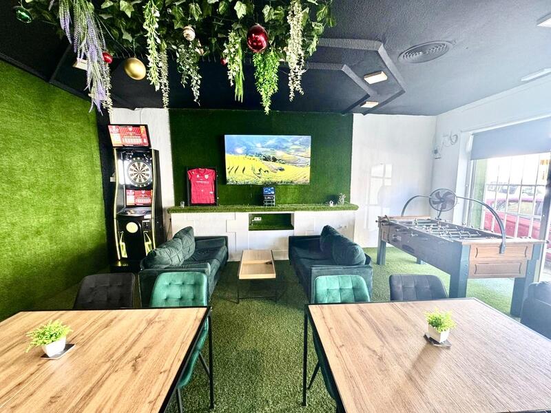 Handelsimmobilie zu verkaufen