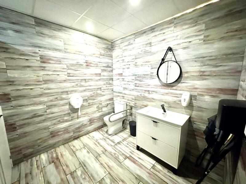 Handelsimmobilie zu verkaufen