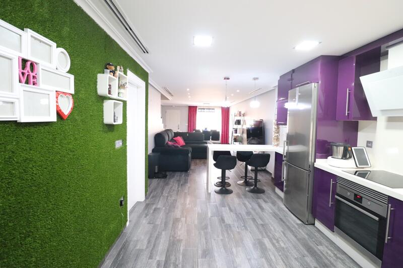 3 Cuarto Adosado en venta