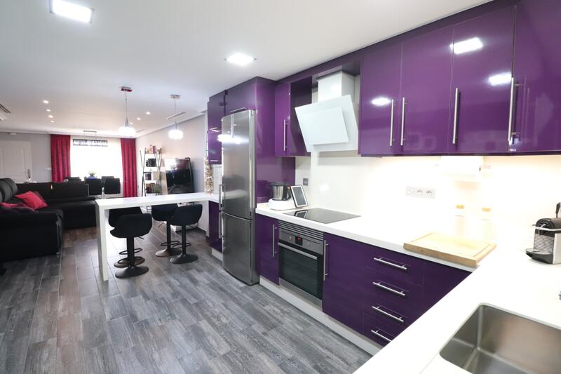 3 Cuarto Adosado en venta