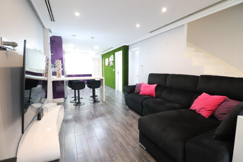 3 Cuarto Adosado en venta