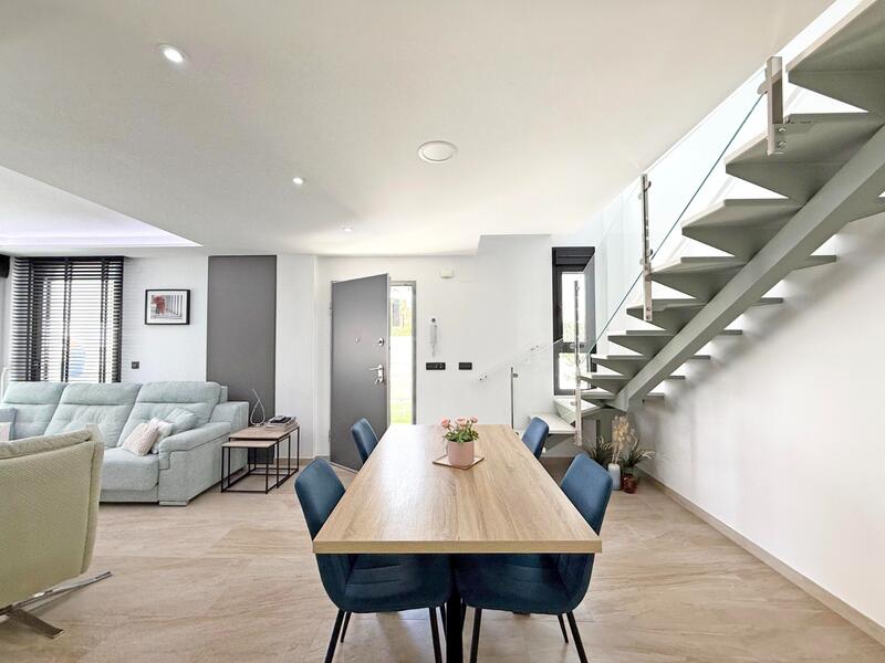 3 Cuarto Villa en venta