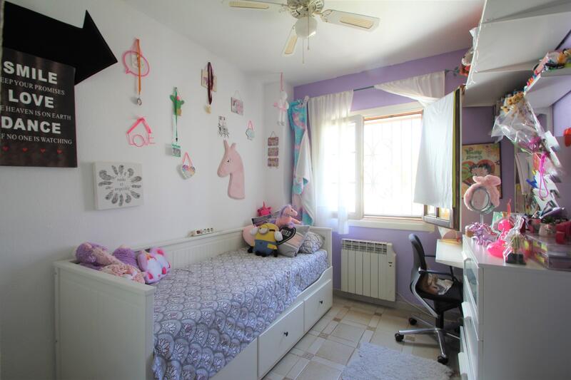 3 bedroom Townhouse for sale