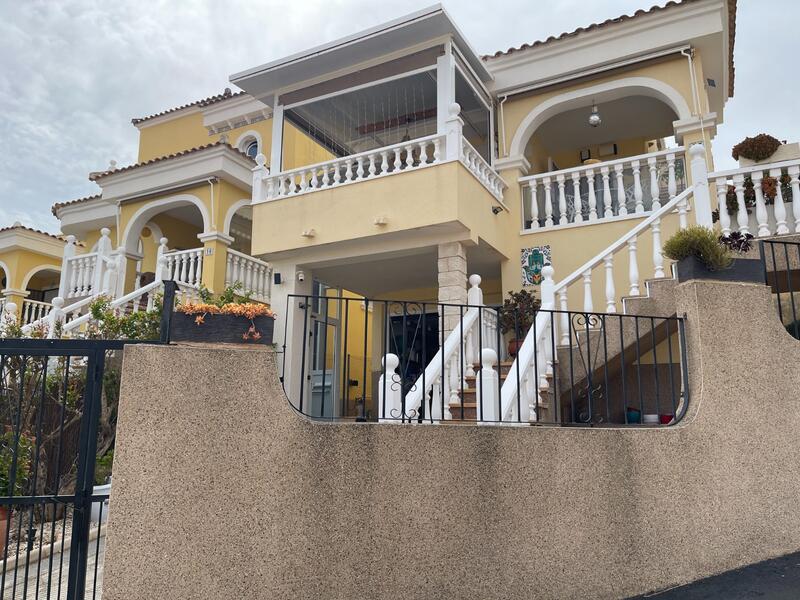 3 slaapkamer Villa Te koop