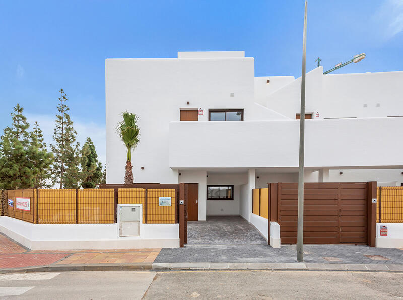 Villa en venta en Los Alcazares, Murcia