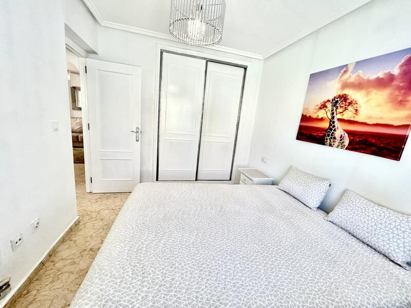 2 bedroom Townhouse for sale