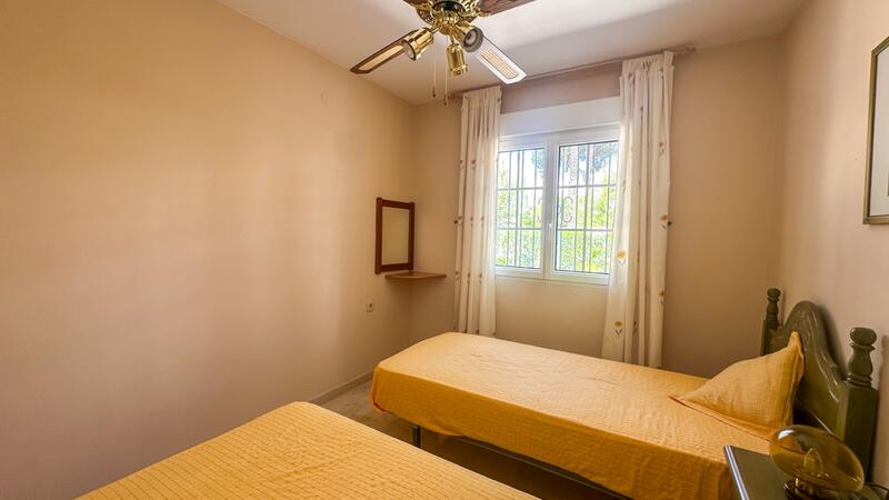 2 Cuarto Adosado en venta