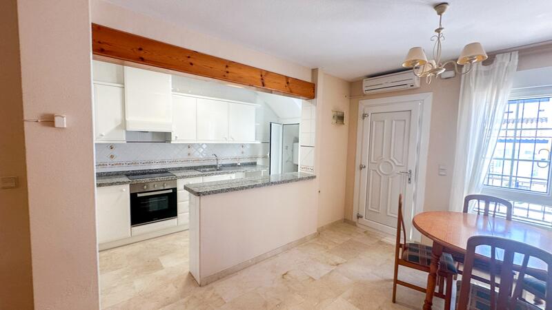 2 Cuarto Adosado en venta