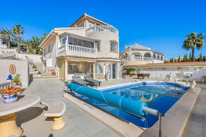 Villa for sale in Ciudad Quesada, Alicante