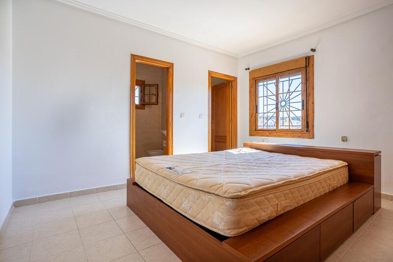 5 chambre Villa à vendre