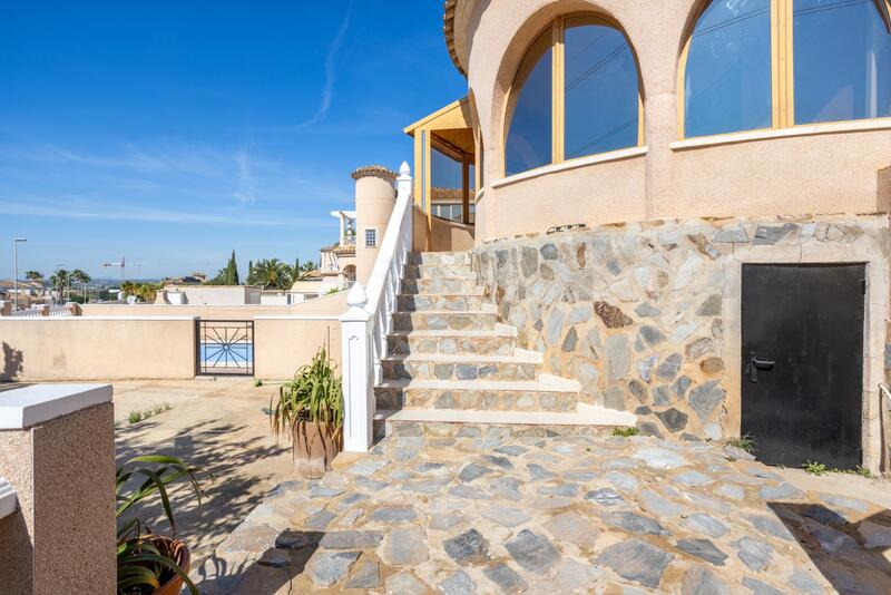 5 chambre Villa à vendre