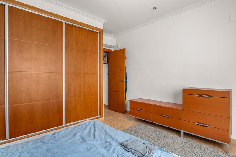 5 спальная комната Деревенский Дом продается