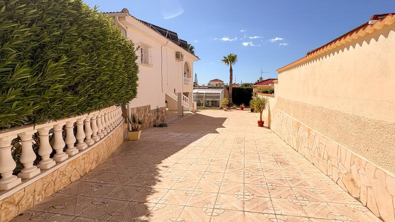 4 chambre Villa à vendre