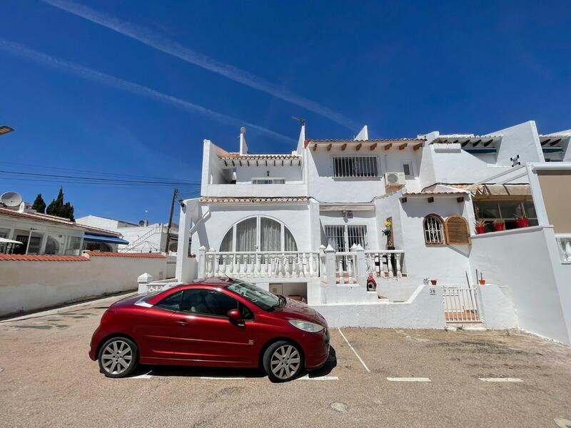 Rekkehus til salgs i Ciudad Quesada, Alicante