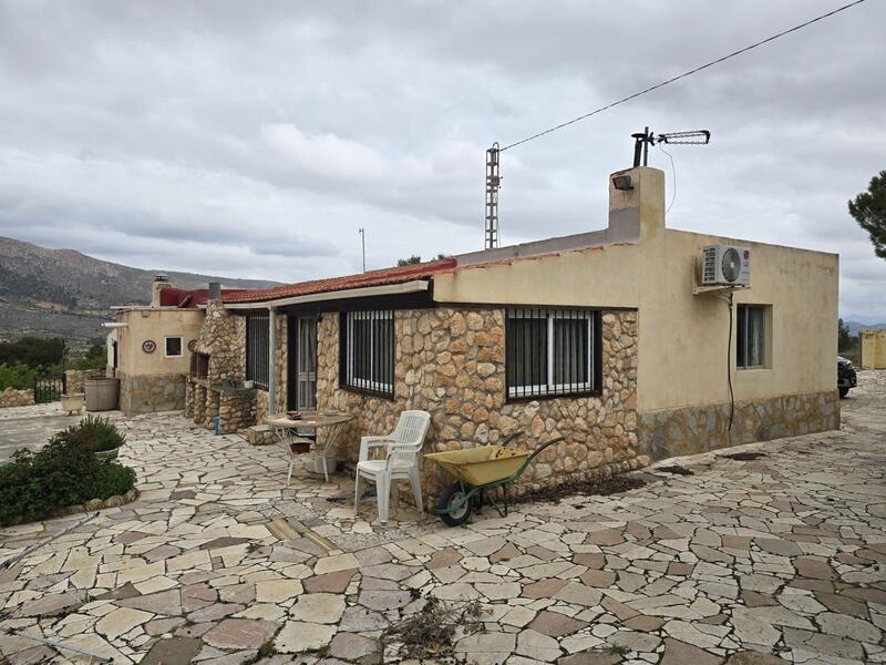 Lantställe till salu i La Romana, Alicante