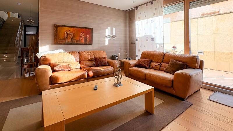 4 bedroom Villa for sale