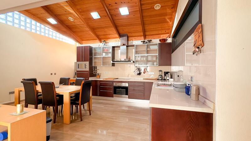 4 bedroom Villa for sale