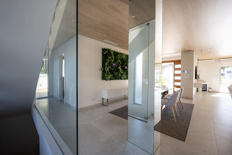 4 Cuarto Villa en venta