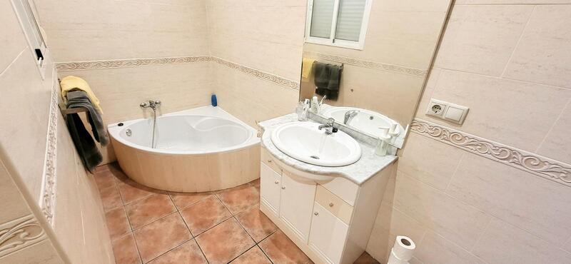 4 slaapkamer Villa Te koop