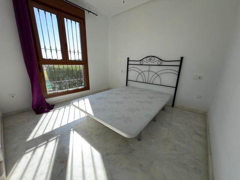 2 Cuarto Adosado en venta