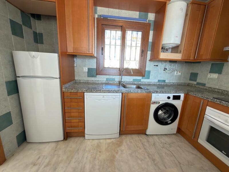 2 Cuarto Adosado en venta