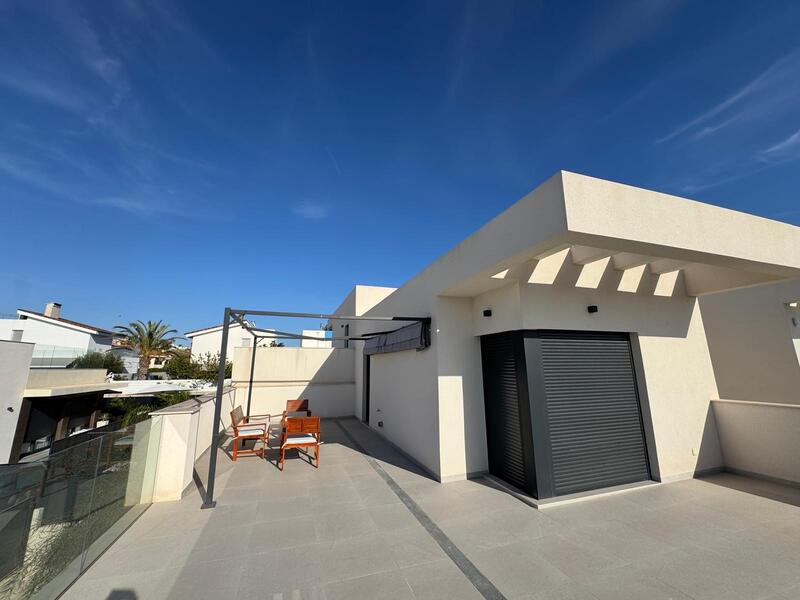 3 slaapkamer Villa Te koop