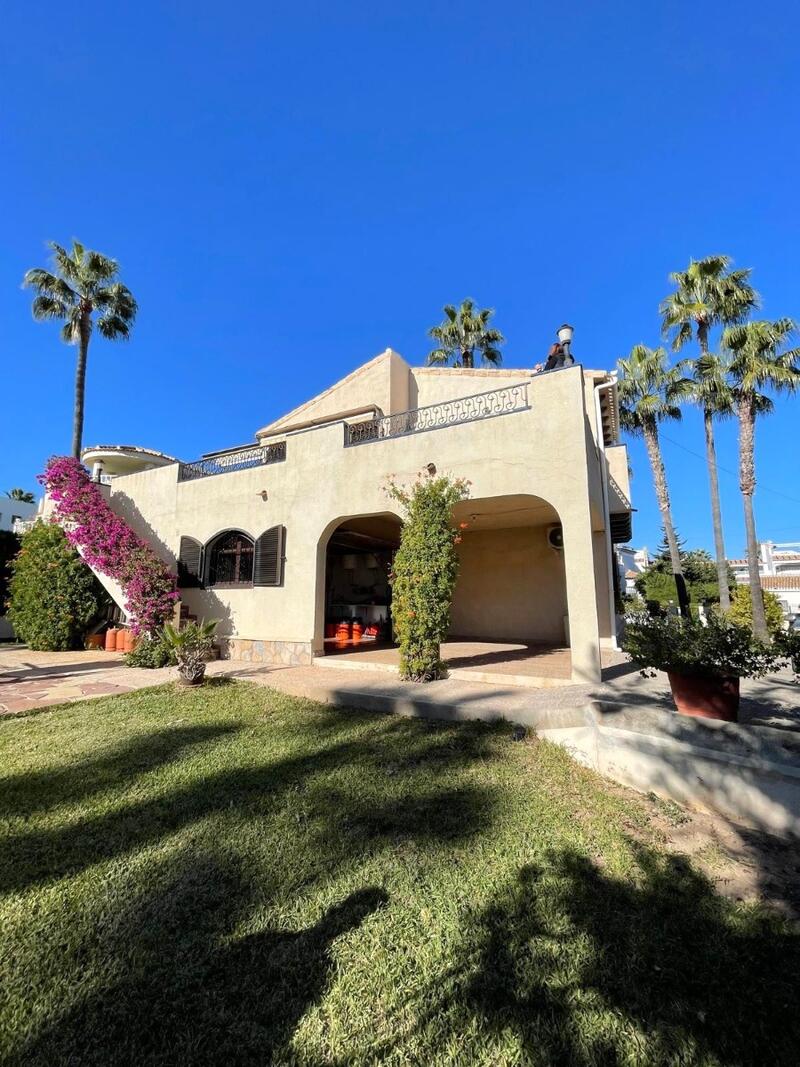3 bedroom Villa for sale