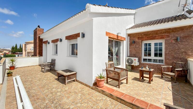 7 bedroom Villa for sale