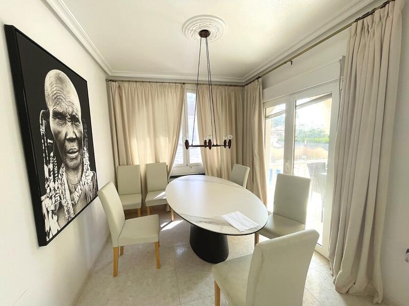4 bedroom Villa for sale