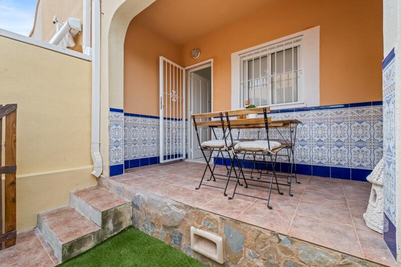 2 Cuarto Adosado en venta
