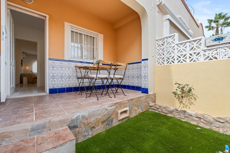 2 Cuarto Adosado en venta