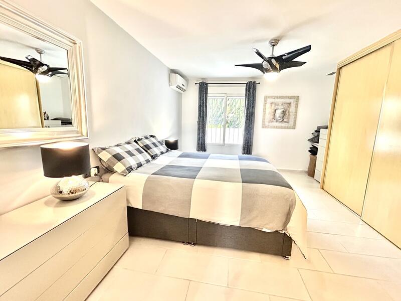 4 slaapkamer Villa Te koop