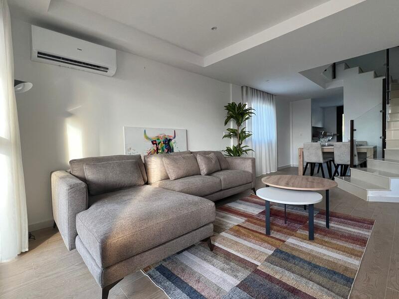 2 Schlafzimmer Duplex zu verkaufen