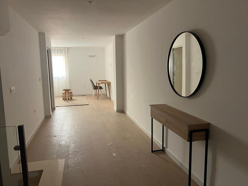 2 Schlafzimmer Duplex zu verkaufen