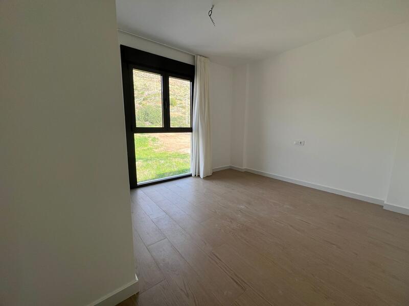 2 Schlafzimmer Duplex zu verkaufen