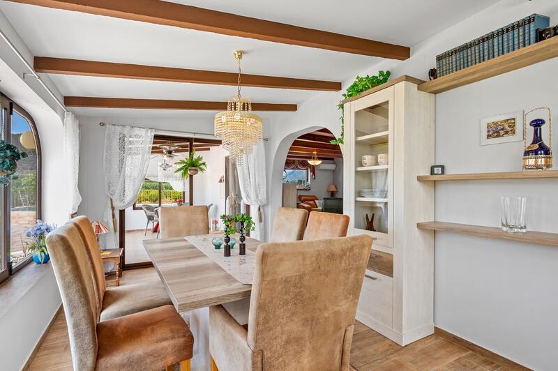 4 bedroom Country House for sale 4 bedroom Country House for sale