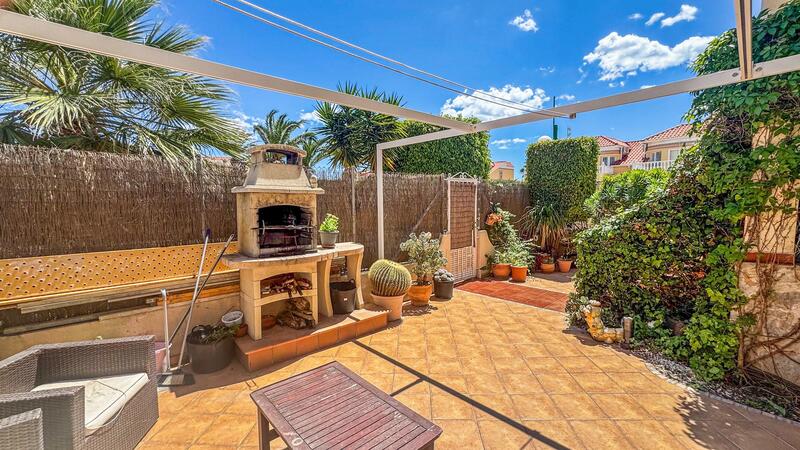 Byhus til salg i Orihuela Costa, Alicante