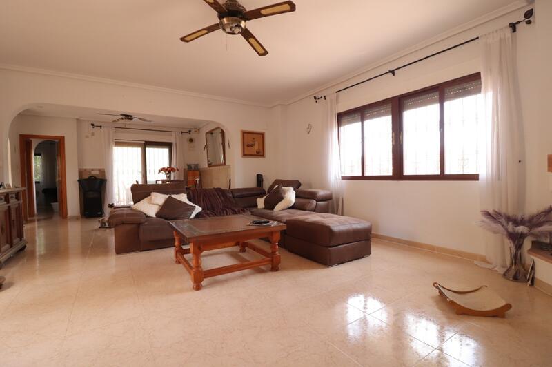 3 bedroom Villa for sale 3 bedroom Villa for sale