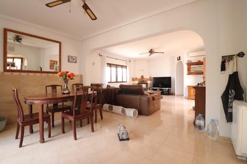 3 bedroom Villa for sale 3 bedroom Villa for sale