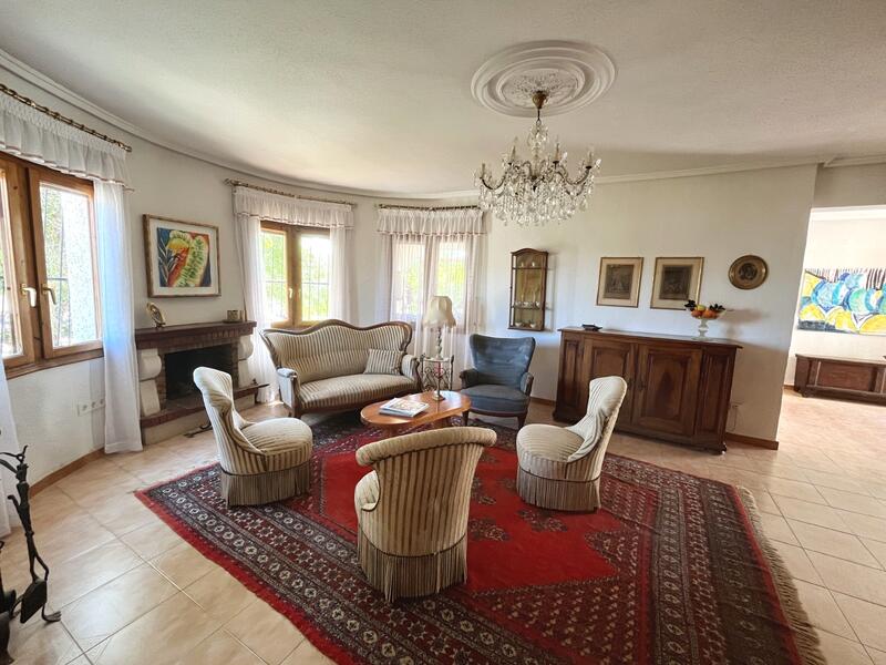 4 bedroom Villa for sale