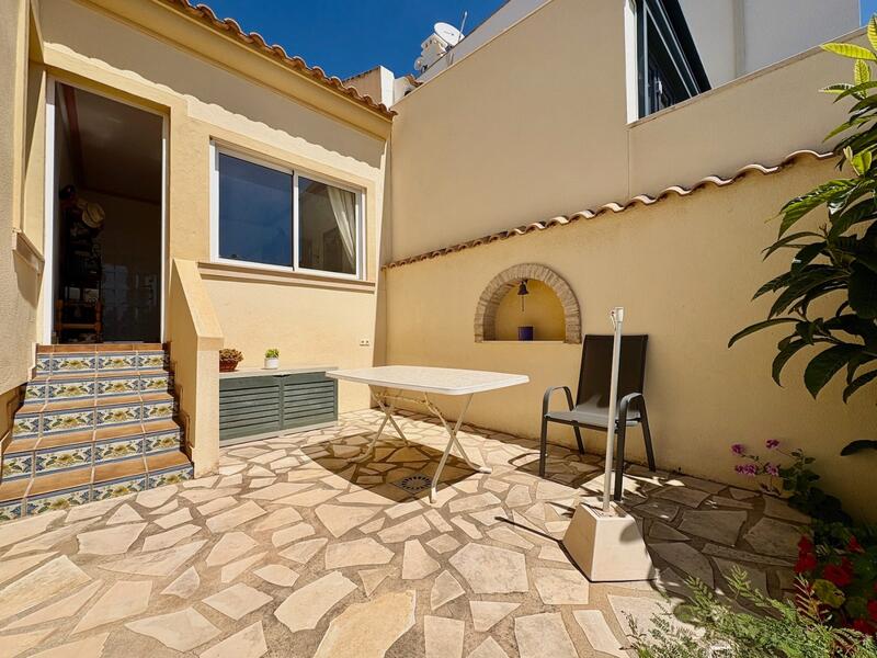 2 bedroom Villa for sale 2 bedroom Villa for sale