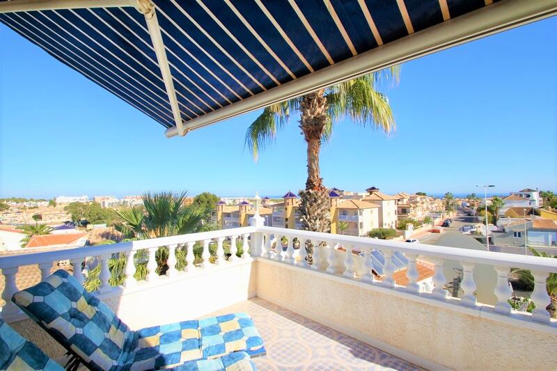 6 bedroom Villa for sale