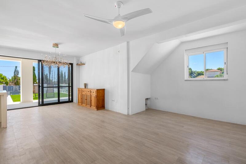 8 slaapkamer Landhuis Te koop 8 slaapkamer Landhuis Te koop
